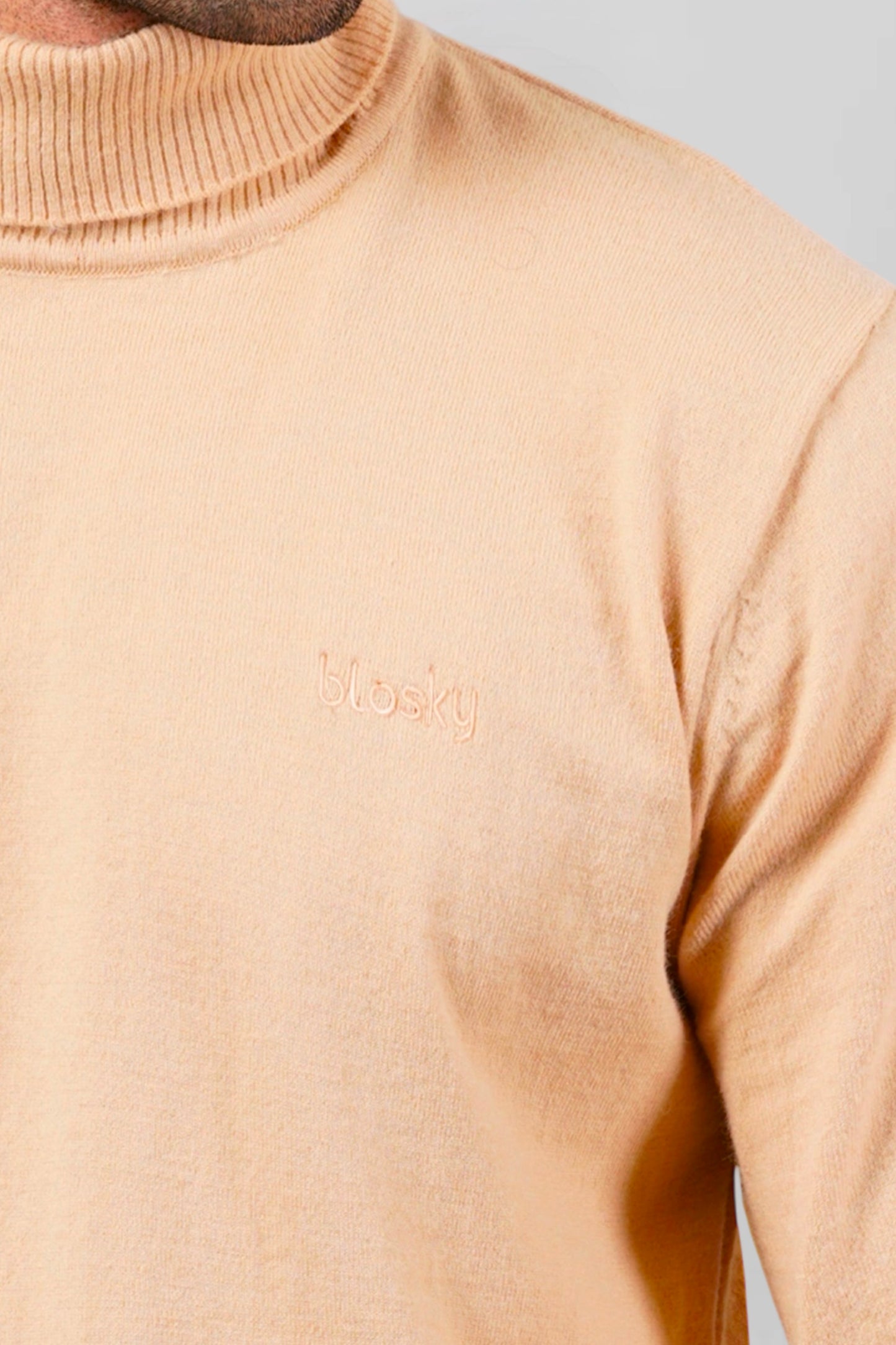 Moon Beige Highneck Pullover